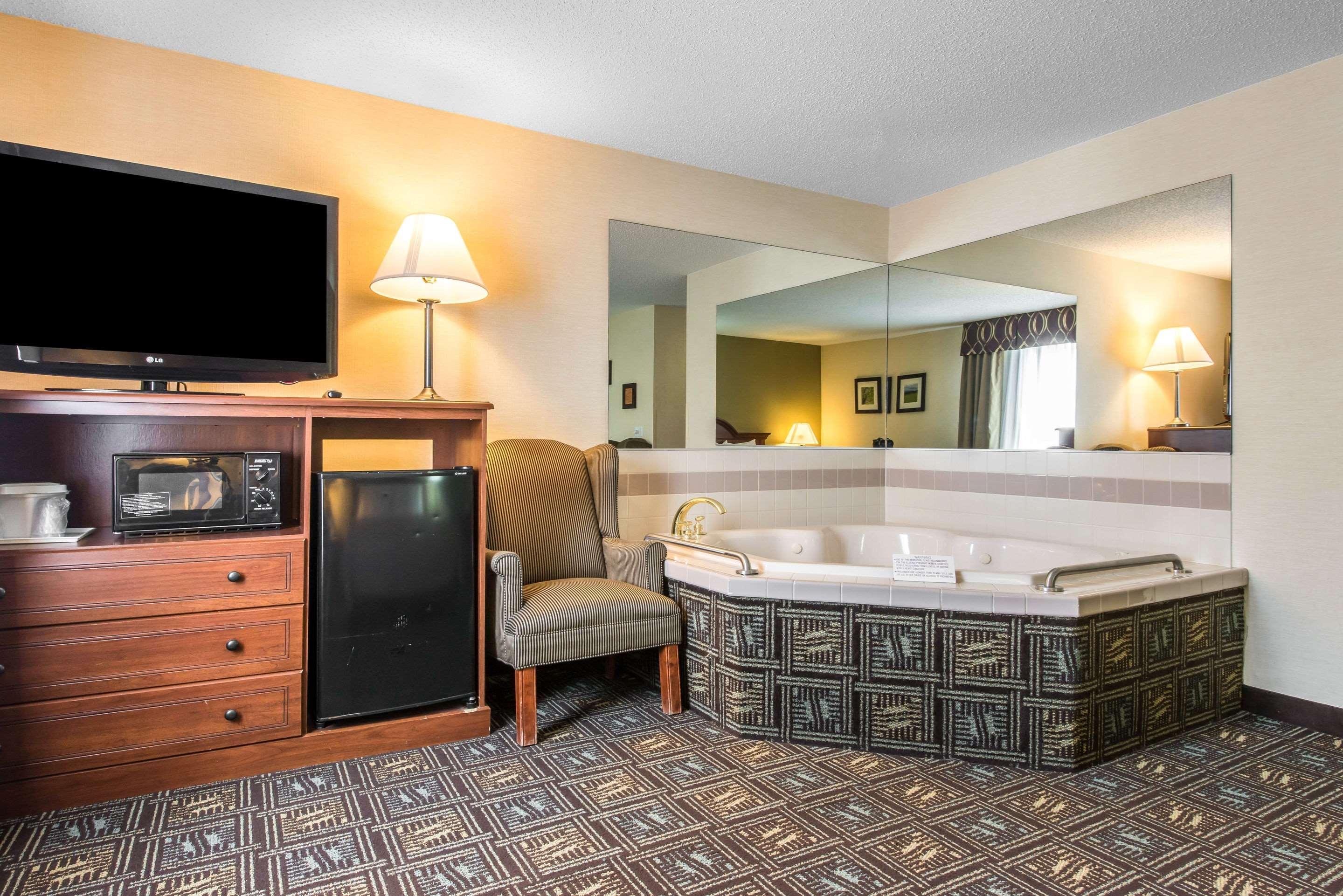 Comfort Inn Weirton Zewnętrze zdjęcie